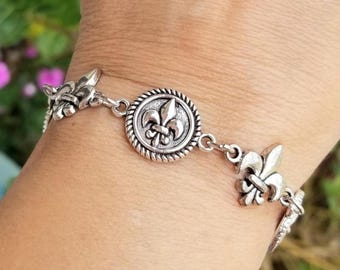 Bracciale Fleur-de-Lis: Bracciale Fleur de Lys in acciaio inossidabile, New Orleans, Mardi Gras, Parigi, Francia, Giglio, Gotico