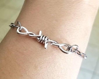 Unisex Barbed Wire Bracelet, Stainless Steel 3mm x 9mm Paperclip Chain Bracelet, Barbed Wire Jewelry, Unisex Jewelry, Oval Chain
