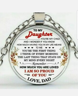 Collana Per Figlia Con Ciondolo Ispirazionale: 'Coraggiosa E Forte', In Acciaio Inox, Regalo Di Mamma E Papà