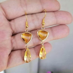 14k Gold Citrine Teardrop Dangle Earrings: November Birthstone