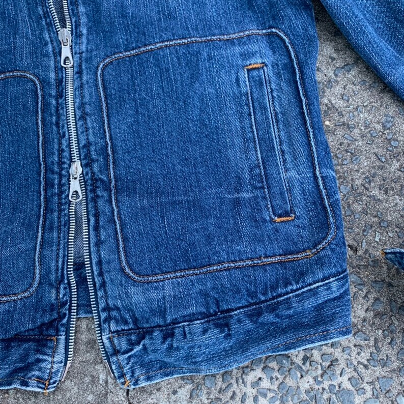 Vintage DKNY blue denim jacket sz M10