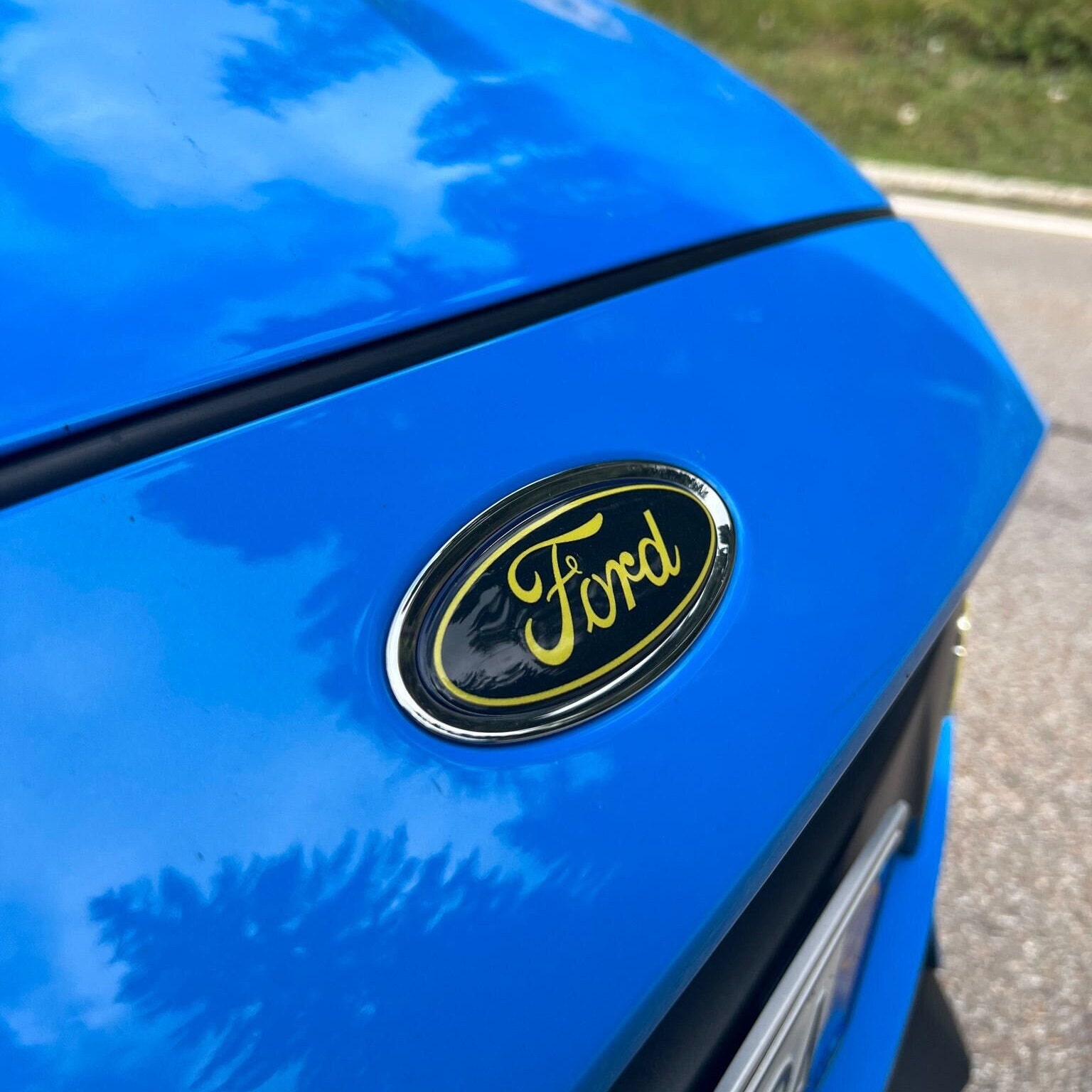 Ford Focus mk4 Bonnet Hood Gas Strut Kit 2018+
