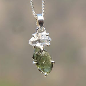 Roher Moldavit Herkimer Sterling Silber Anhänger : Grüner Tektit Schmuck