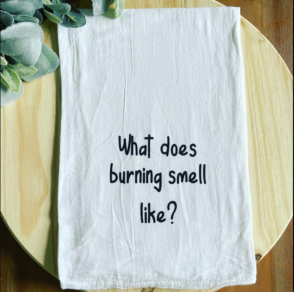 What does burning smell like Etsy