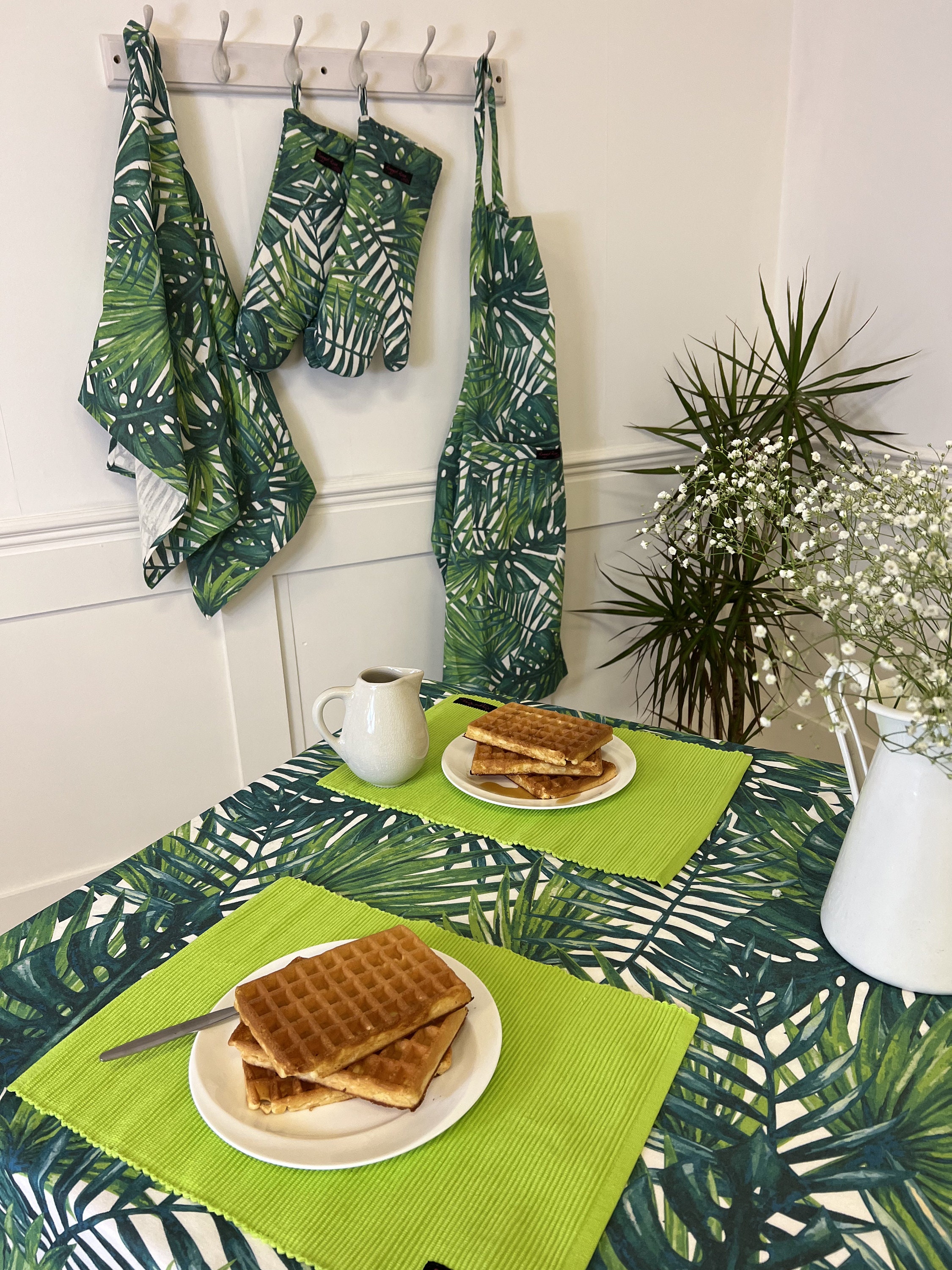 140 x 230 コットンテーブルクロス、ボタニカルテーブルクロス