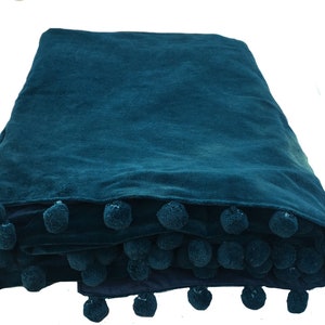 PETROL BLUE VELVET THROW