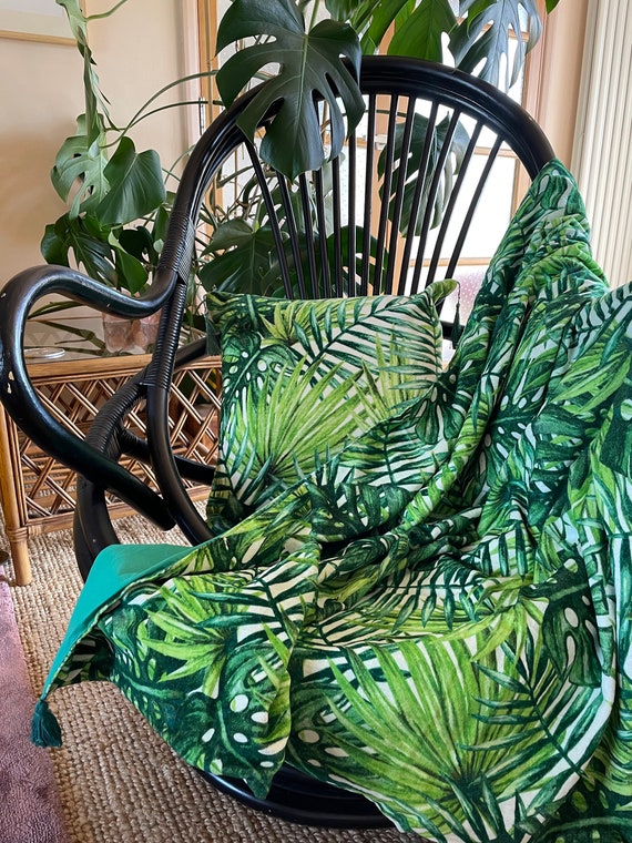 Green Velvet Throw Tropical Bedspread Leaf Blanket Jungle Throw Garden Velvet Throw Botanical Print Throw Sofa Throw Blanket Etsy Canada