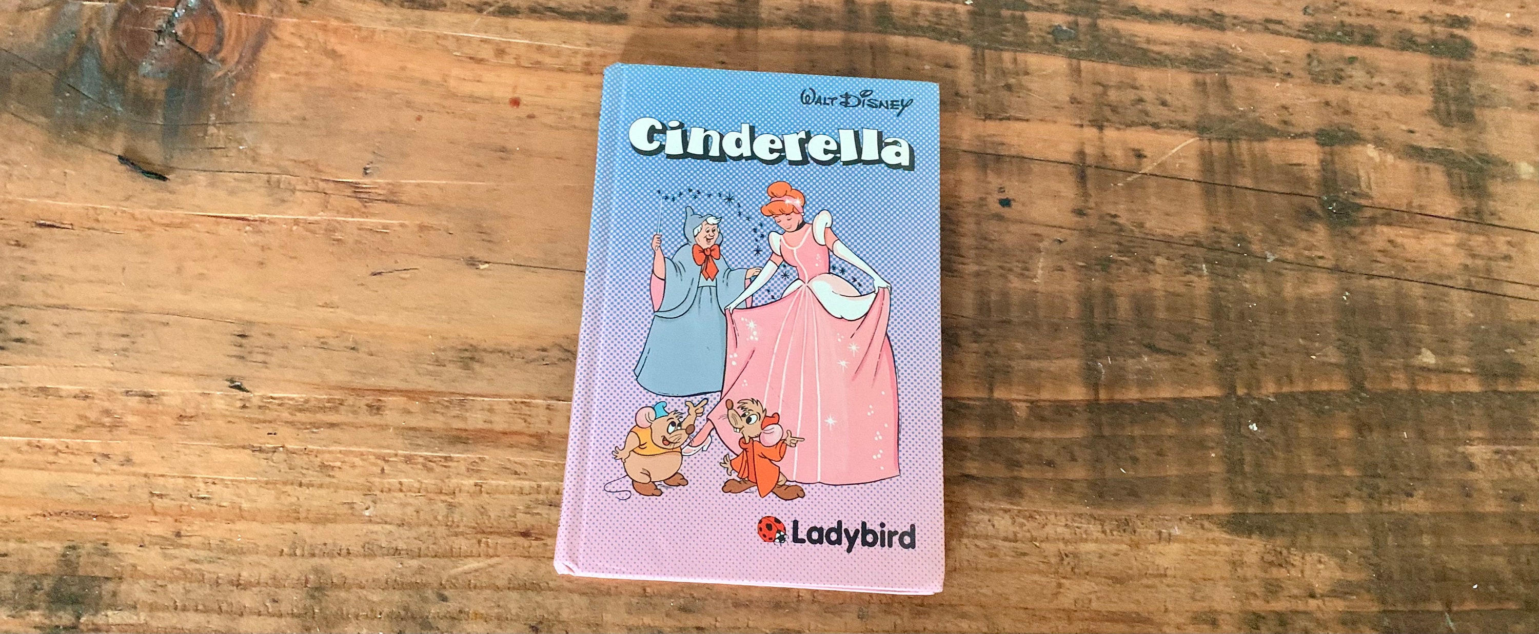 Vintage Ladybird Books Walt Disney Cenerentola Hard Back