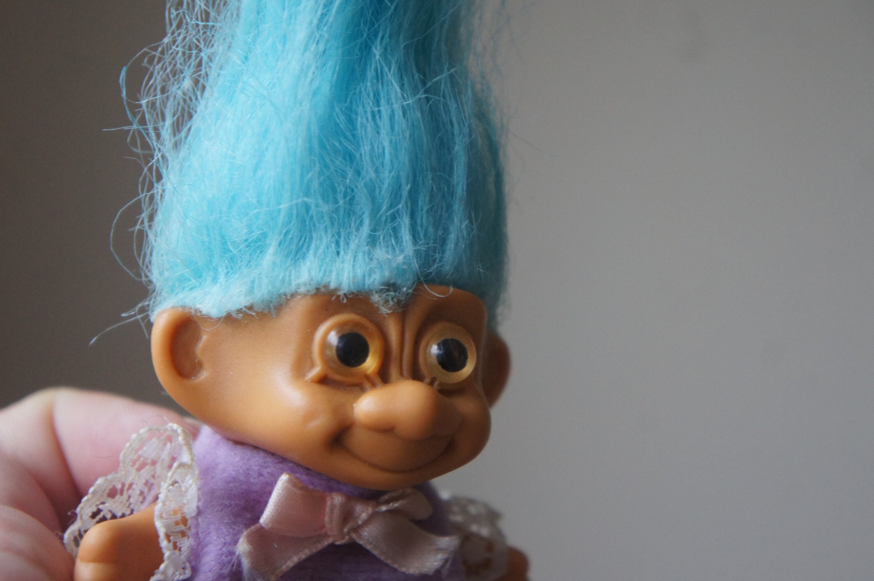 Vintage década de 1990 Pelo azul Troll Muñeca Vestido Etsy