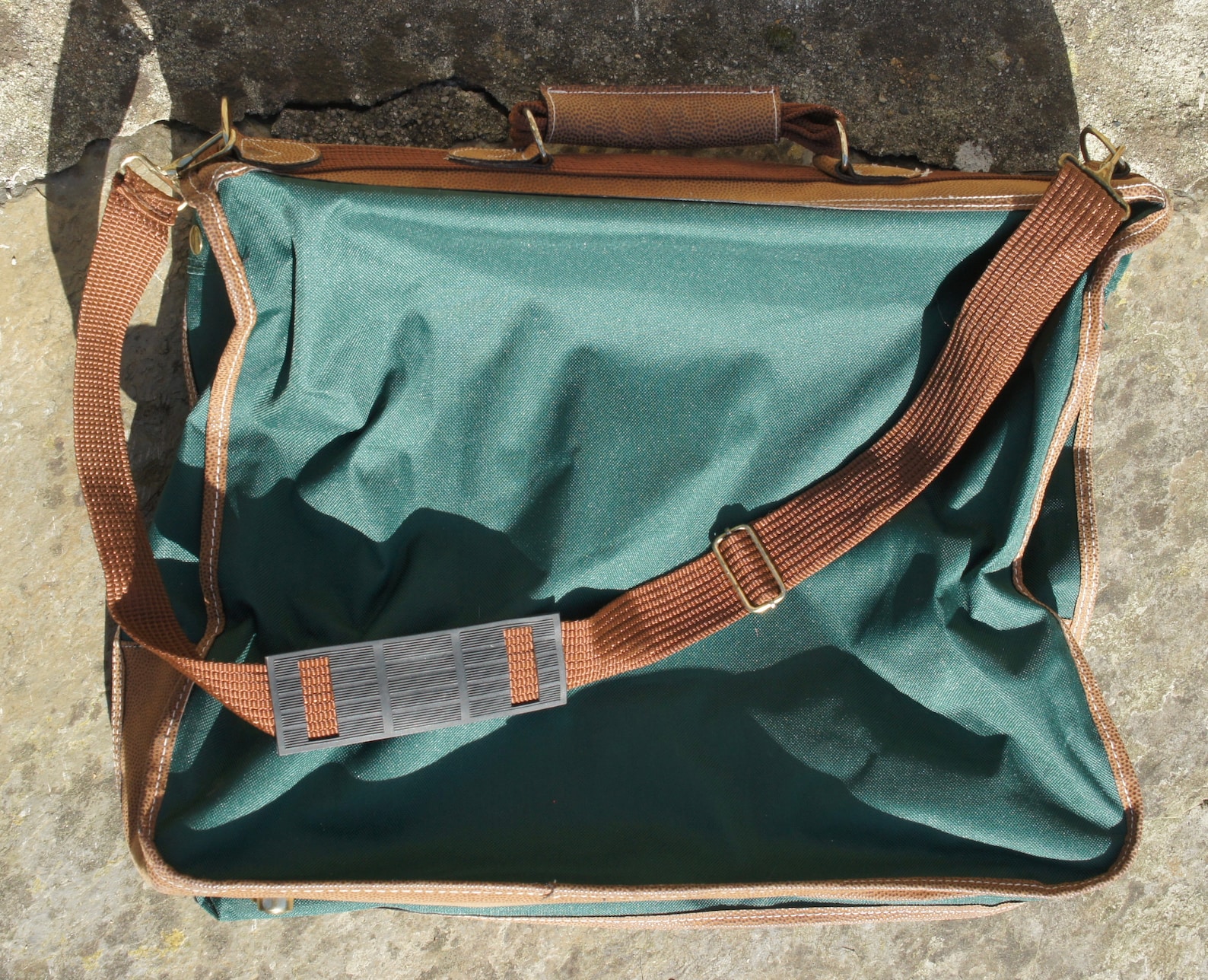 Vintage Cotton Traders Green Canvas Travel Luggage Case Etsy