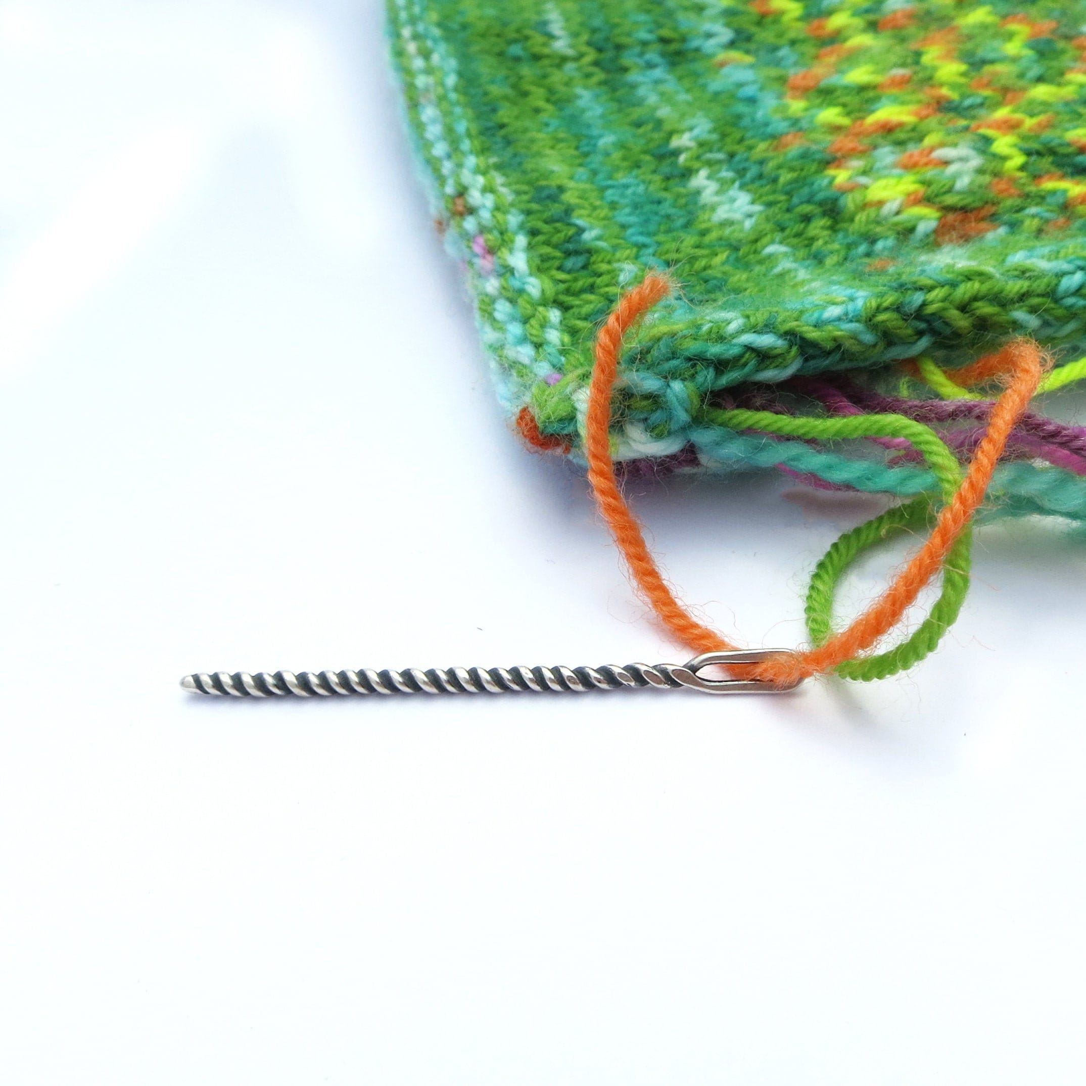 Green Pink Plastic Sewing Yarn Needles, Knitting, Crochet, Hand Needle  Notion G1724 