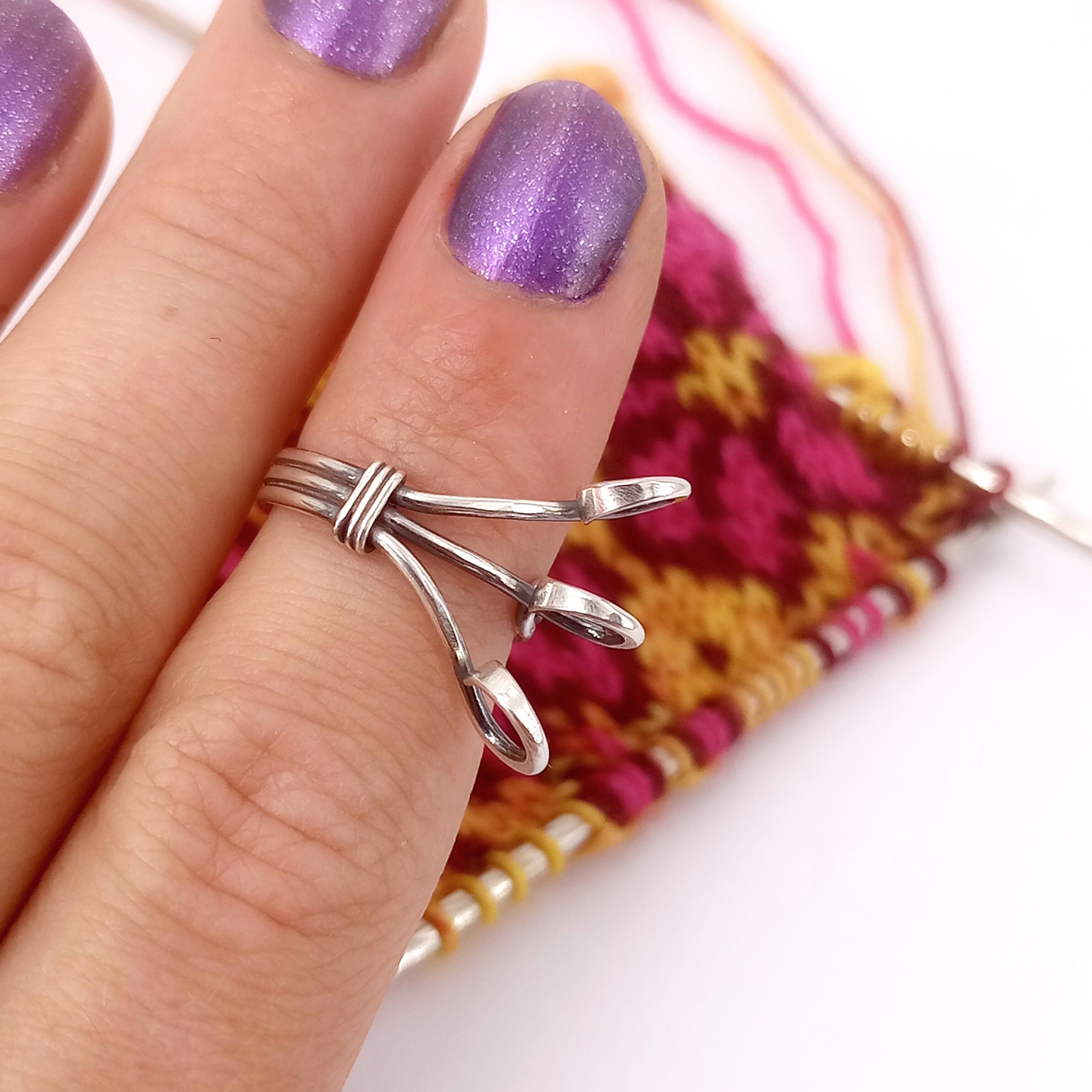 Ring Crochet Adjustable Crochet Tool Knitting Ring Tool for Finger