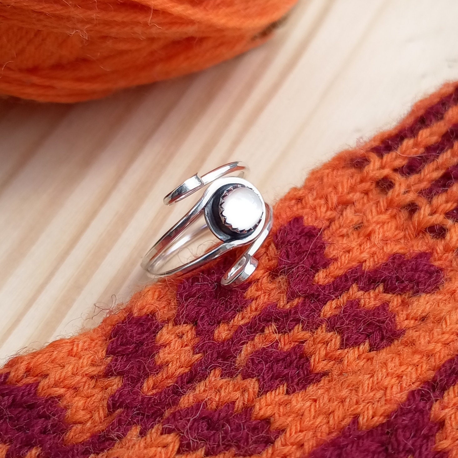 Cosmos Yarn Guide Ring Crochet / Knitting Tension Ring 935