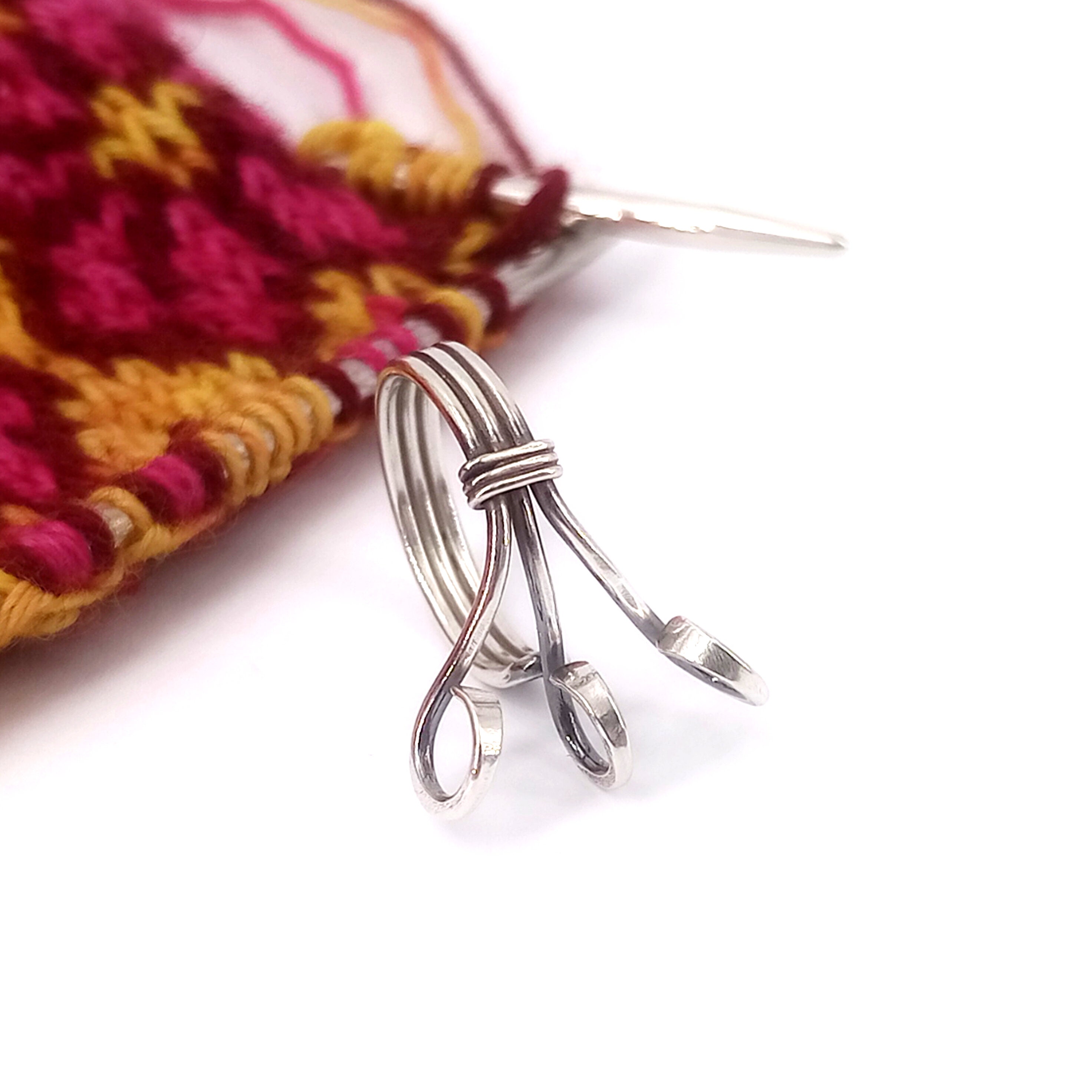 Three Colour Yarn Guide Knitting Ring - Stranded Knitting 3 Hook Ring - Colorwork - Fair Isle - Crochet