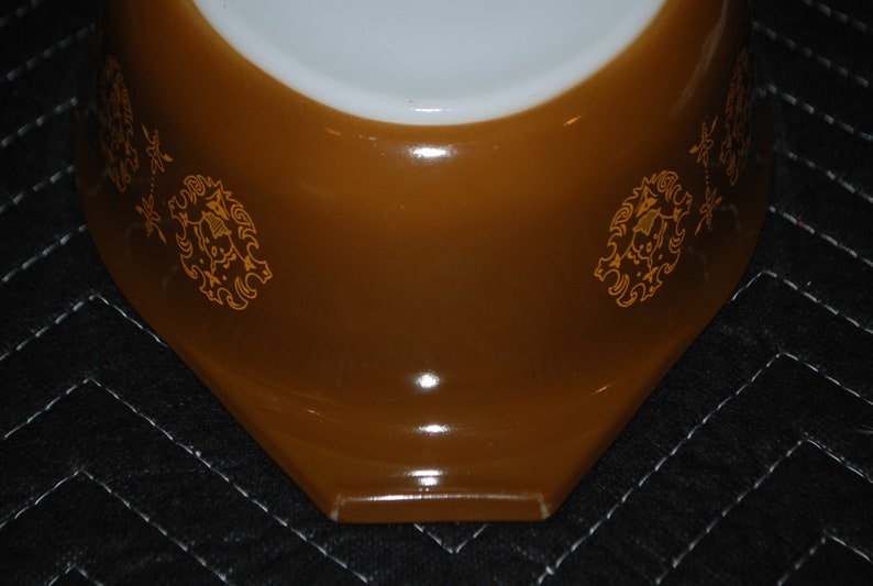 Vintage Regency Promotional Pattern 043 1 12 Quart Casserole Dish