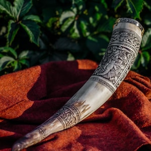 Viking Drinking Horn hand carved, Anglo-Saxon Art, Mead Horn, Sutton Hoo, (MADE TO ORDER)