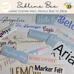 Naklejki samoprzylepne z winylu – personalizowane naklejki (do 28 cm) na wesela, urodziny, baby shower, etykiety imienne, lustra i nie tylko!