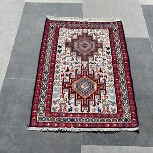 2x3 Vintage Turkish Kilim Rug: Handmade Wool Oriental Rug
