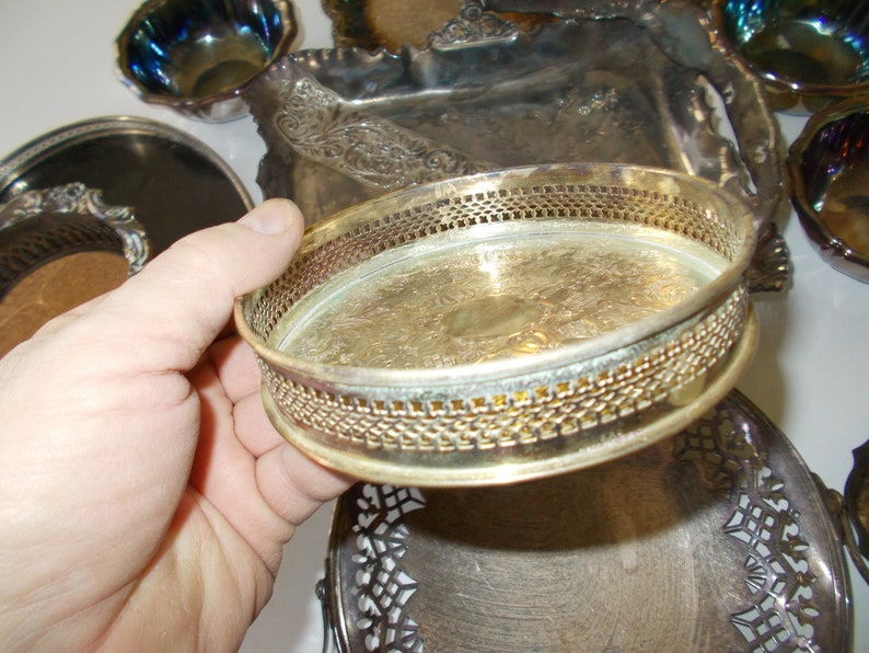 Ten 10 Electroplated bowls, trays & serving pieces image 2