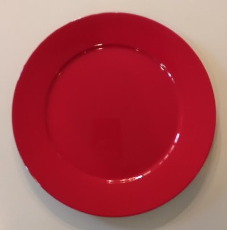 Charger Or Service Plates In Different Colors 13 And 14 Inch Diameters Charger Or Service Plates In Different Colors 13 And 14 Inch Diameters