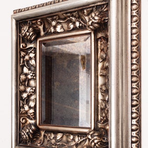 Antique Decorative Wall mirror - Art Nouveau - Aged Venetian Glass - Silver Leaf - Wood - Unique piece - Private Collection