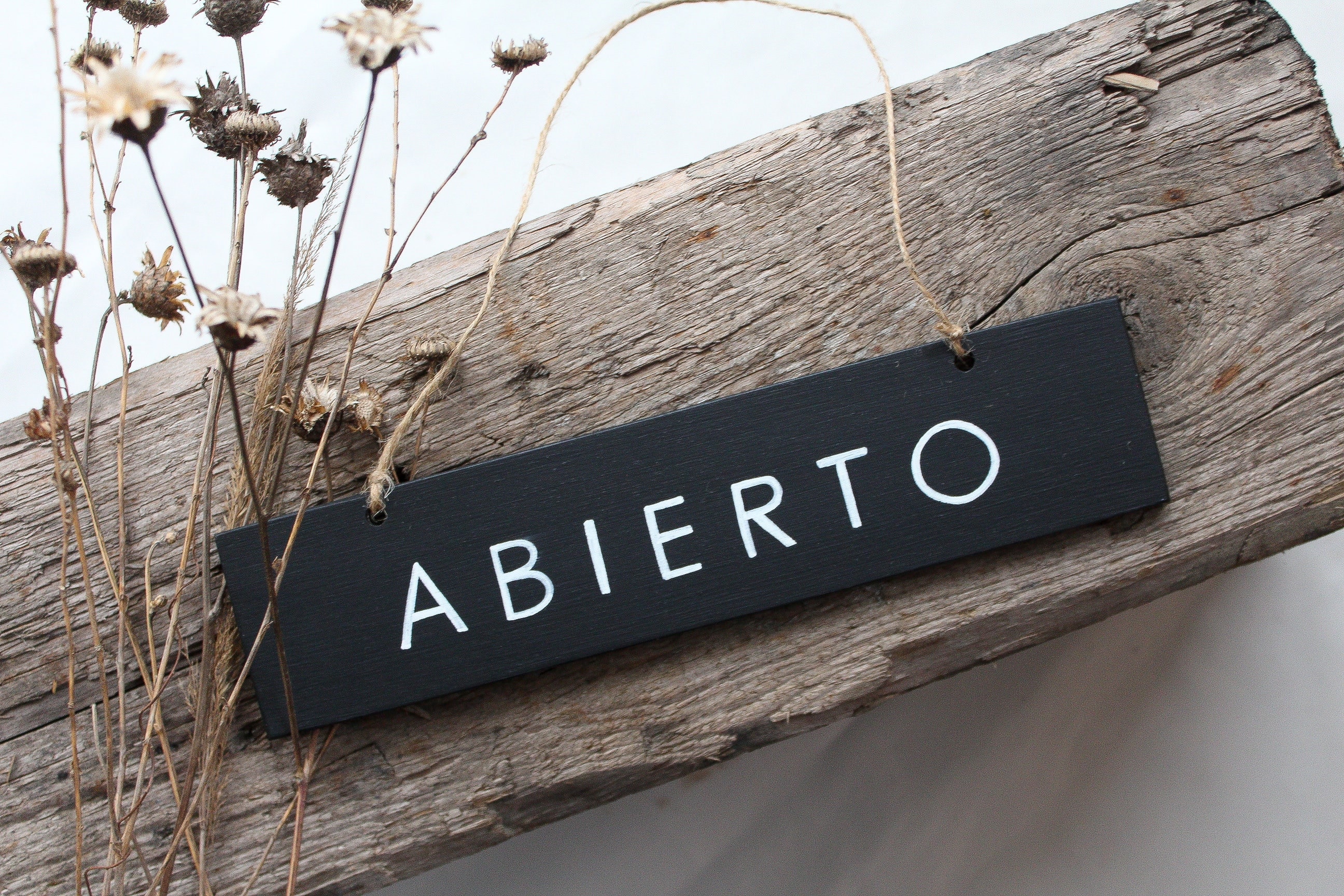Abierto Cerrado Sign, Spanish Black-white Open Closed Handwritten Sign ...