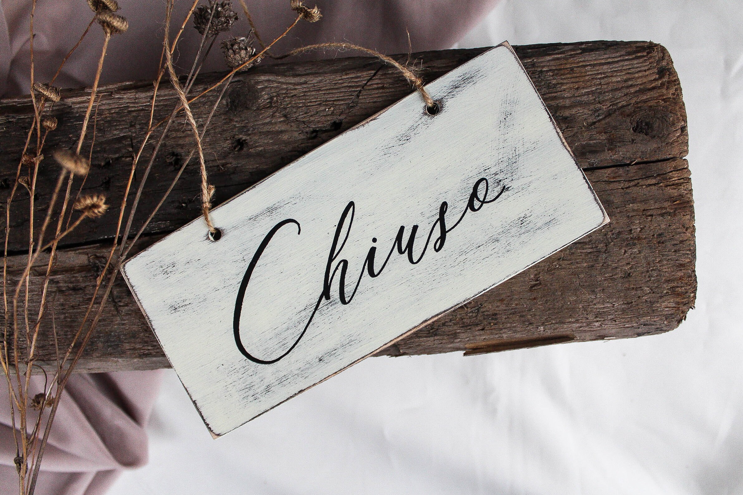 Handwritten Closed Sign Handwritten Aperto Chiuso Sign, Distressed Italian Open Closed Sign - Etsy