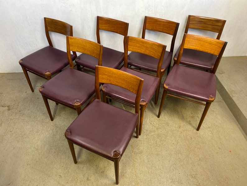 Un total de 8 chaises en teck conçues par Georg Leowald image 10