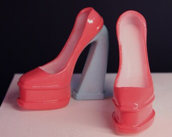 Integrity Toys- NUFACE & FR - Chunky Curvy Heel Pumps (2 tones) by Little Janchor