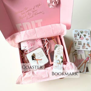 Magnetic Capsule Wardrobe – Hand-Drawn Outfit Planner with Style Deck, Magnetic Doll & Accessories image 6