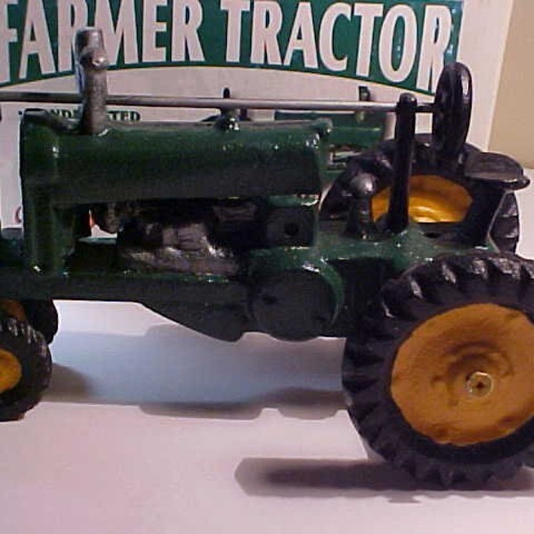 Vintage Collectable 1938 G Model Style FARMERS TRACTOR Heavy Cast Iron Toy/Collect Original In Box  Never Out Of Box Except To Take Pictures