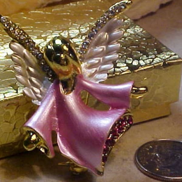 B-8 Lovely Special Adorable Religious Faith Hope Love Stunning  Gold Plated  ANGEL BROOCH PIN  Clear & Pink Rhinestones Very Detailed Design