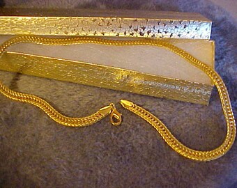 etsy W-236   Popular  MENS  MIAMI CUBAN Curb  18K Gold Plated  Link Chain Necklace.   6MM Width.   20" Inches Length.
