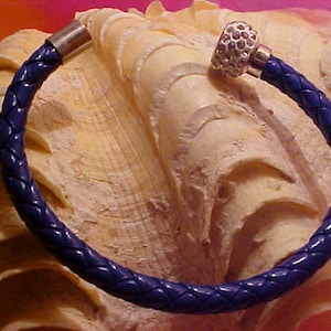 Y-153  Dark BLUE Braided Color Leather BRACELET Stunning Rhinestone Magnetic Clasp Style BRACELET. Easy To Put On :)