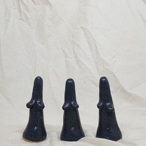 Handmade Ceramic Booby Ring Holder - Satin Black