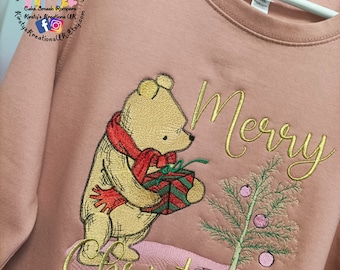 Personlig Nalle Puh jultröja: Guldbroderad familjetröja