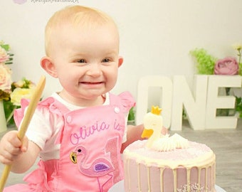 Flamingo First Birthday Outfit - Pink Glitter Flamingo Cake Smash Romper. Girls 1st Birthday Handmade Photoshoot Party Romper