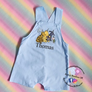 Klassieke Winnie de Poeh Beer Verjaardag Shortall JonJon Romper Handgemaakte Blauwe Korte Tuinbroek Stijl Geborduurde Outfit Ideaal Voor 1e Verjaardagen