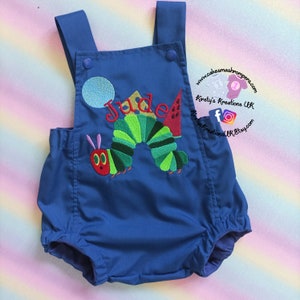 Pelele para sesión de fotos con temática de oruga hambrienta. Traje bordado personalizado hecho a mano perfecto para sesiones de fotos NB 0/3 3/6 6/9