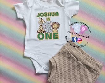 Wild One 1st Birthday Cake Smash Outfit Party Photo Prop Vest Top and Bloomer Bummie Pants Personalised Safari Jam Pants Shorts Outfit