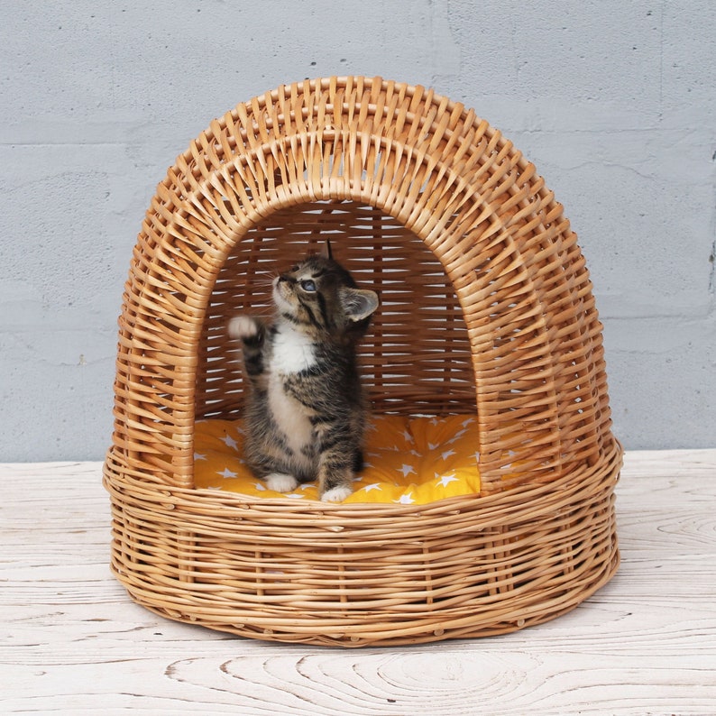 Wicker cat bed Woven cat cave Willow pet house image 3