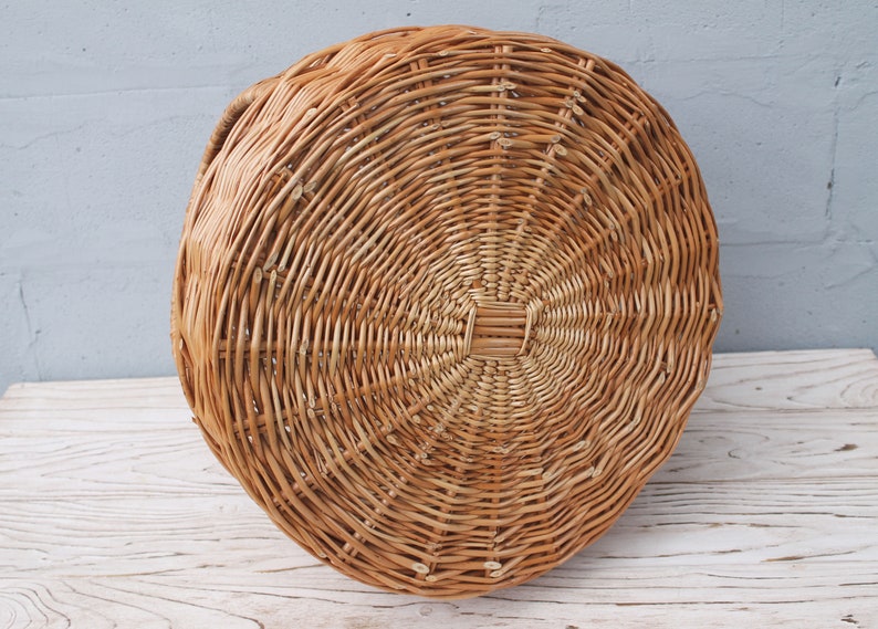 Wicker cat bed Woven cat cave Willow pet house image 9