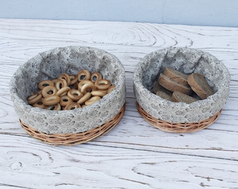 Wicker bread basket for serving Round storage basket