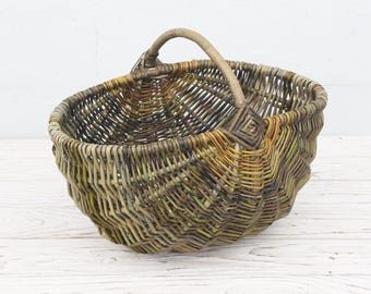 Large wicker basket with handle Garden harvest basket