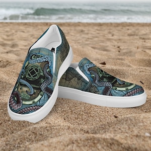 Deep Sea Dive Helmet Unisex slip-on canvas shoes