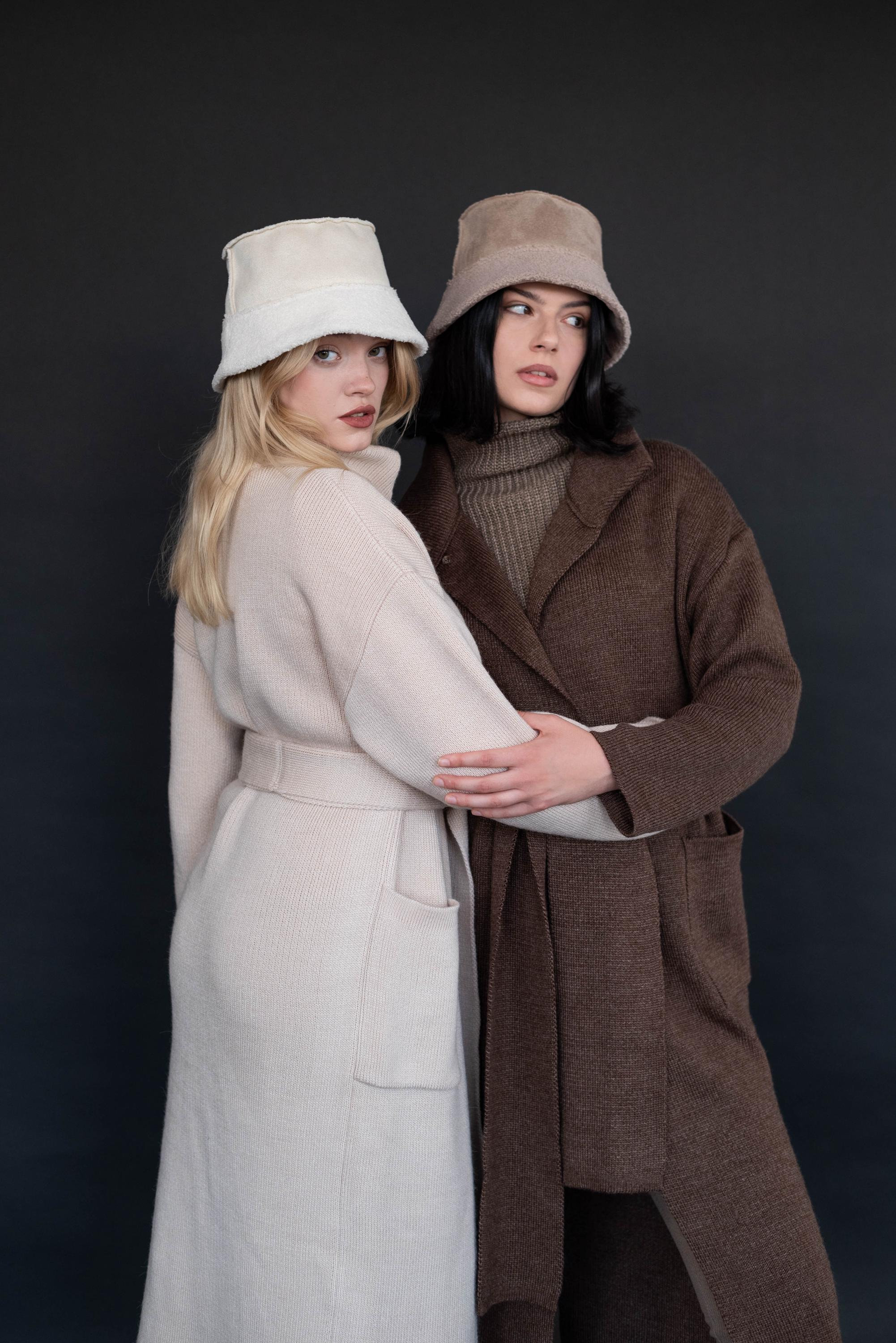 Fabulous fur/ Suède bucket hat Suede Faux Fur Bucket Hat - Etsy main image 4
