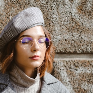 Warm gray beret hat Plaid womens beret Wool fabric french beret with fleece