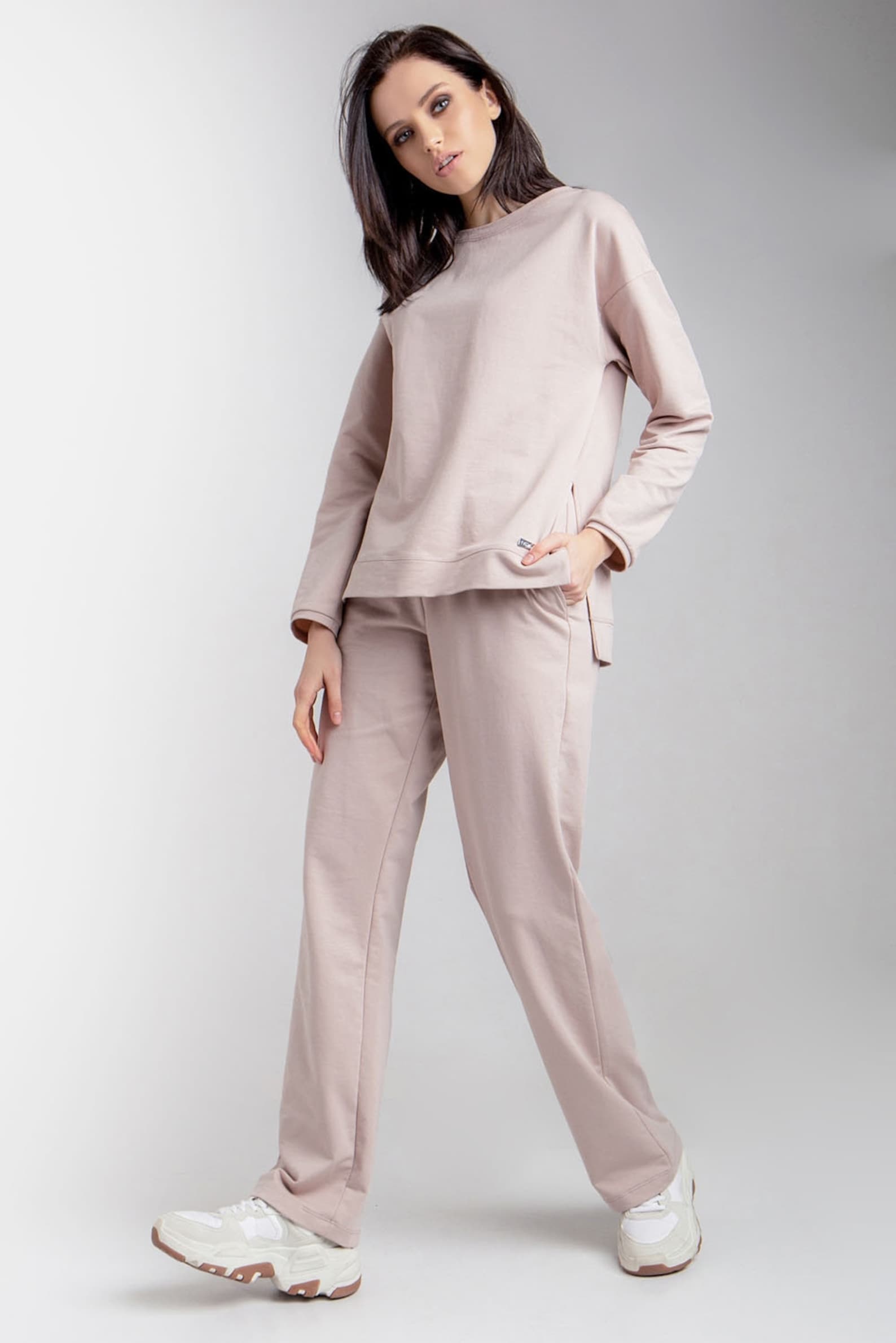 sweat pant and top set