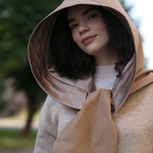 Bufanda con capucha de algodón impermeable con doble costura y forro de satén