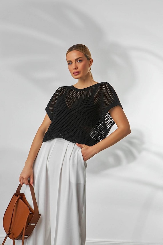 Mesh knit sleeve top Mesh tunic Minimalist outfit Summer vacation clothes
